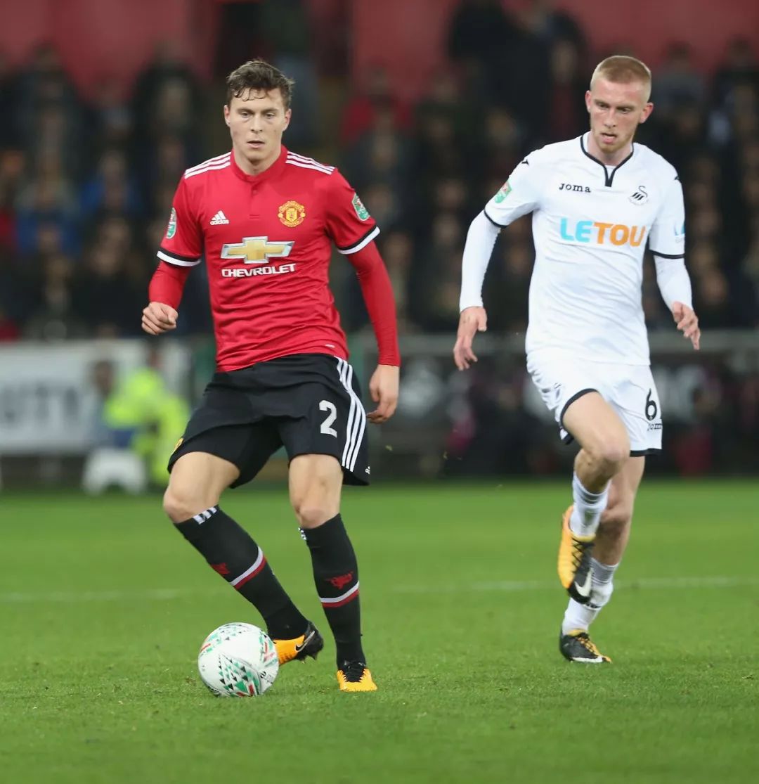 中表现出了 中表现出了