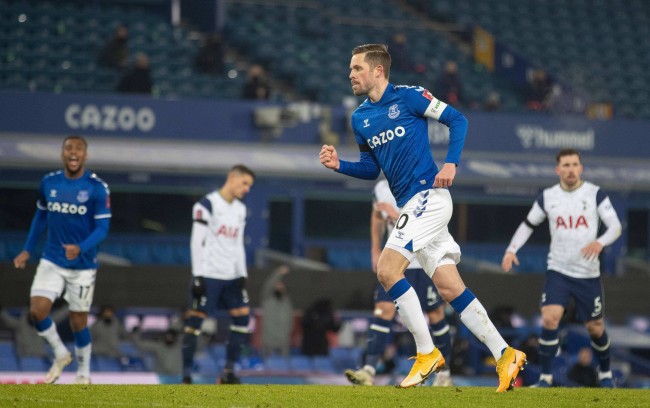 尽管在数据 尽管在数据